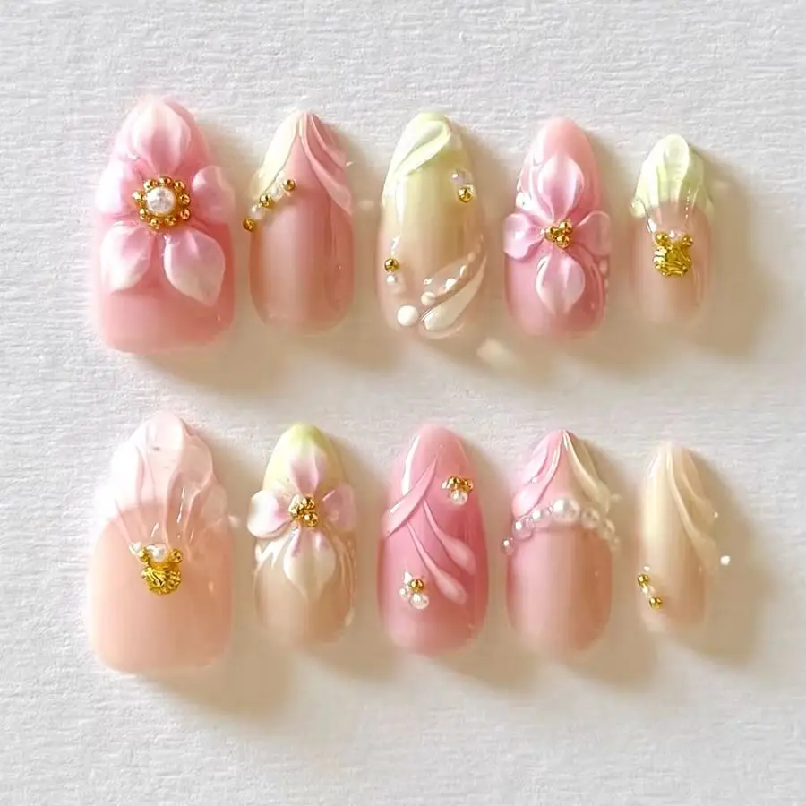 

24PCS Fresh False Nails Bright Floral 3D Shell Hand Diamond Decorate Almond Press on Nails with Pearl French Sweet Design Nails