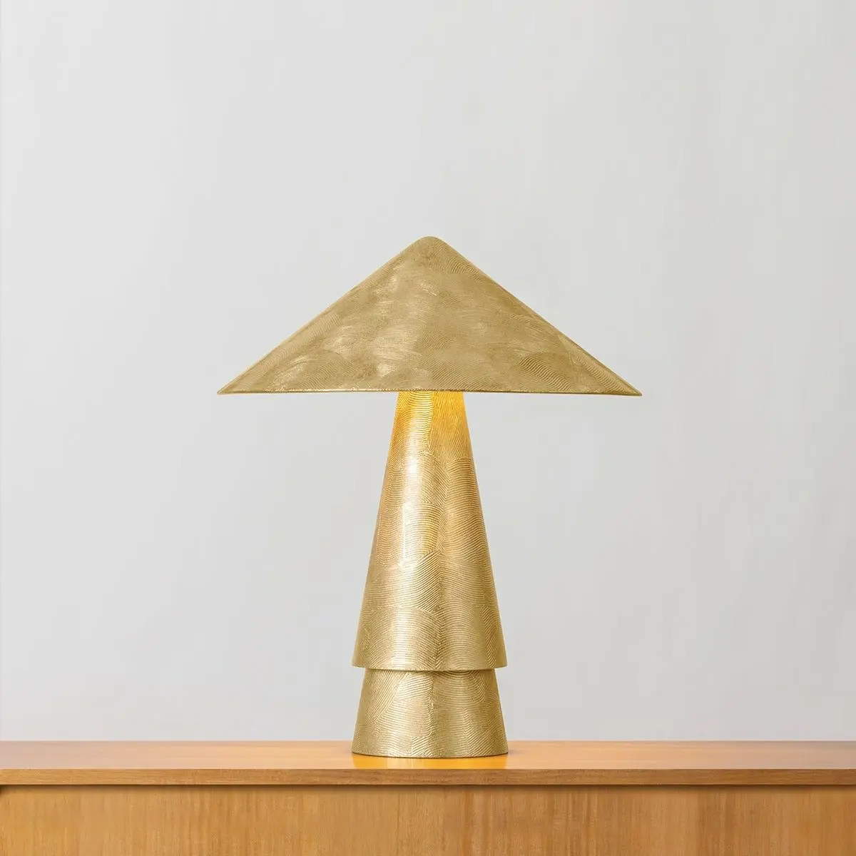 Modern art light luxury retro cone desk lamp bedroom creative lamp