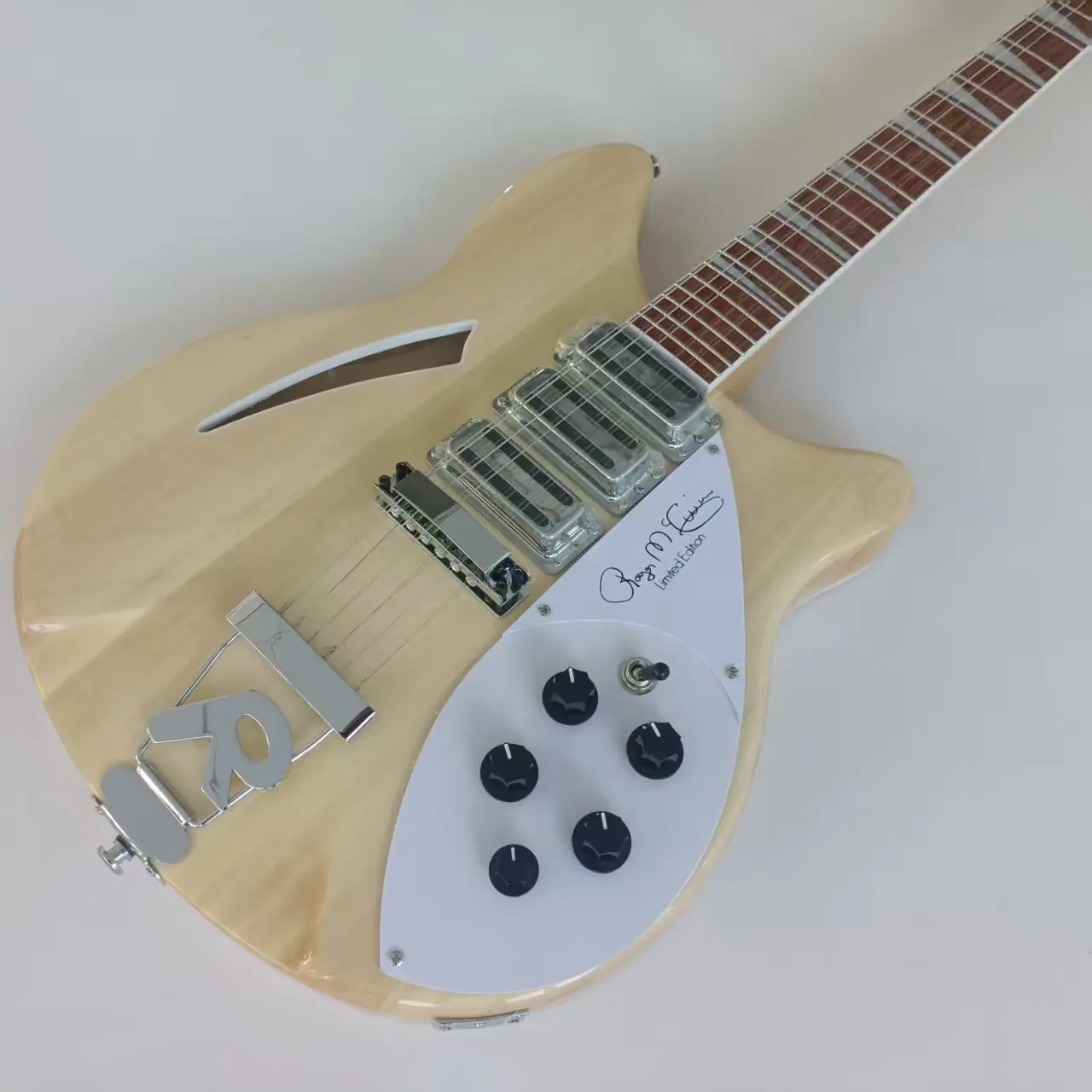 Blonde 360 F-hole Semi Hollow HHH Aluminum Shell Pickup 12 String White Protective Plate Artist Signature Print Free Shipping