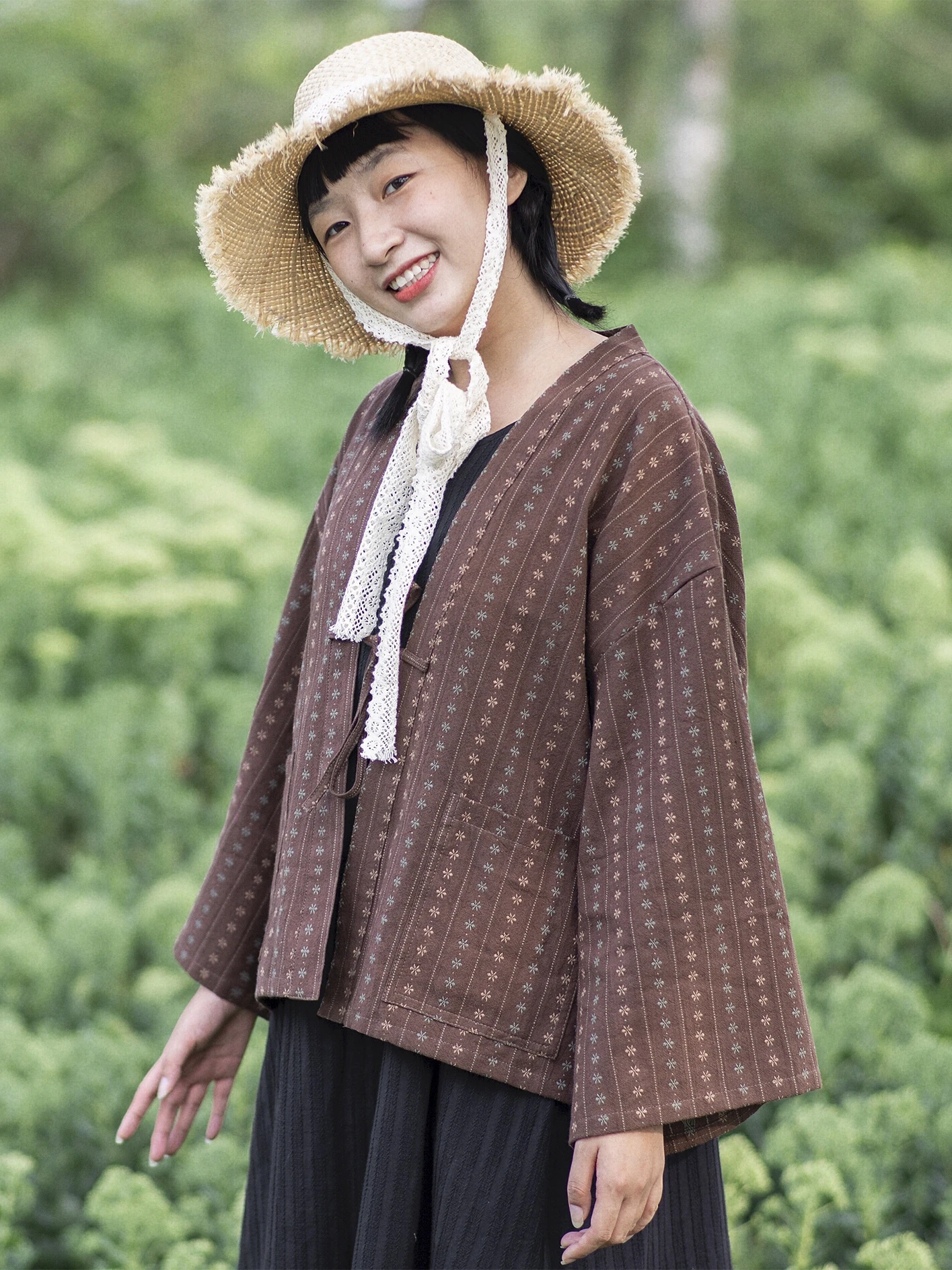 

Коричневый кардиган с цветочной вышивкой и поясом, ветровка в японском стиле, хлопок, женский, оригинальный дизайн Forest System...