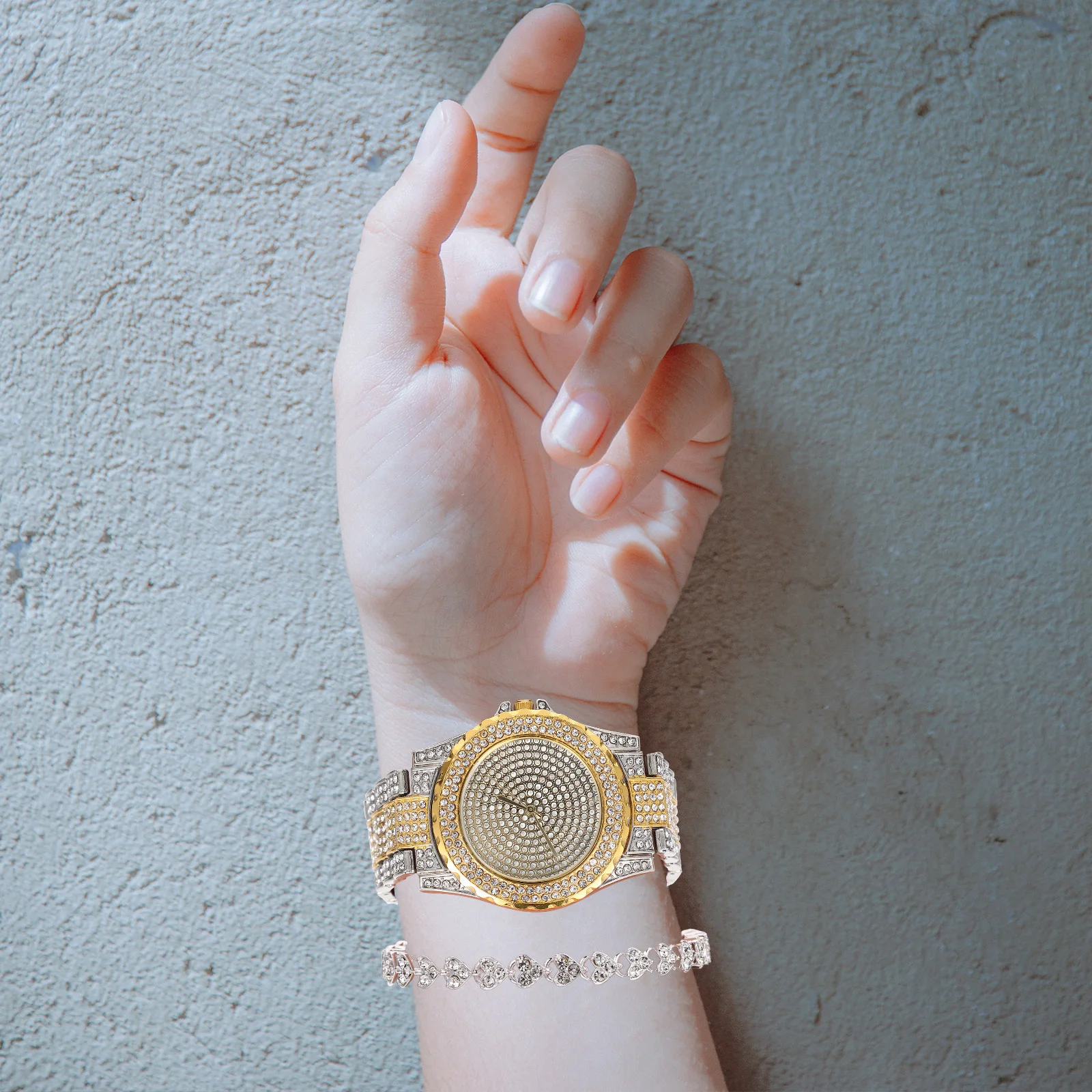1Set Ladies Watch Bracelet Set Diamond Rhinestone Luxury Fashion Wristwatch for Women Formal Watch and Bracelet Set