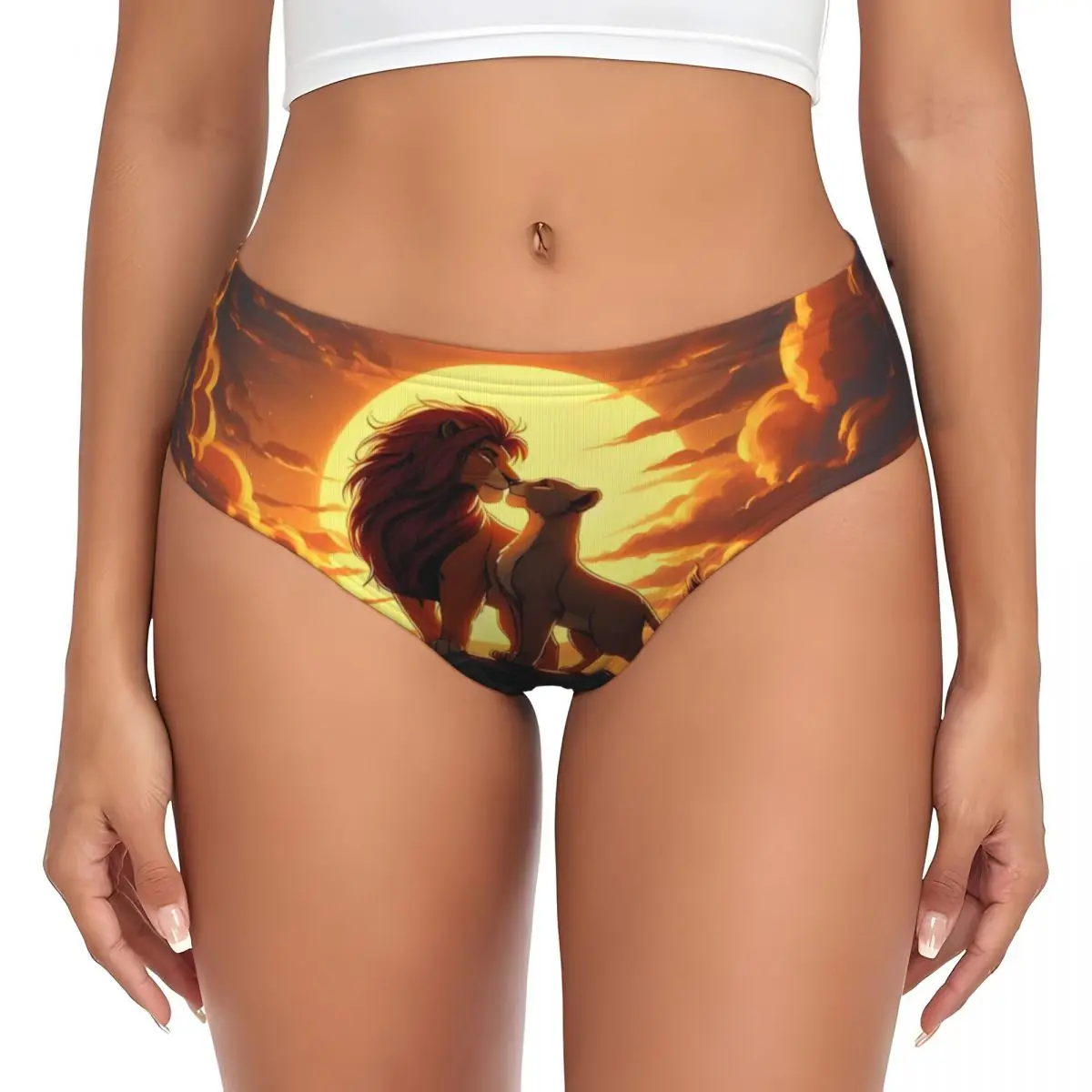 Ropa interior elástica transpirable personalizada de las películas de las bragas breves de la historieta del Rey León de las mujeres