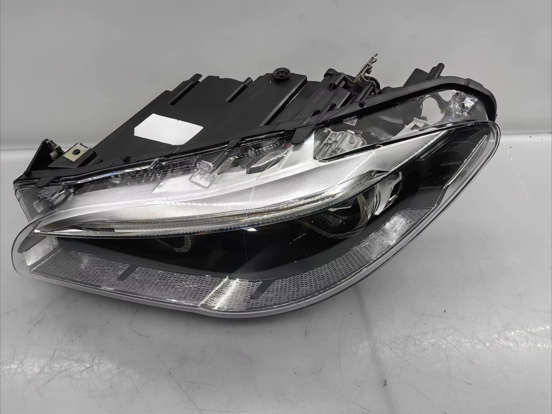 

High Overhead Headlamp M5 Original LED Headlights for 2013-2017 models, Car Light Lens, 5 Series 535i 530i F10 F11 F18 F90