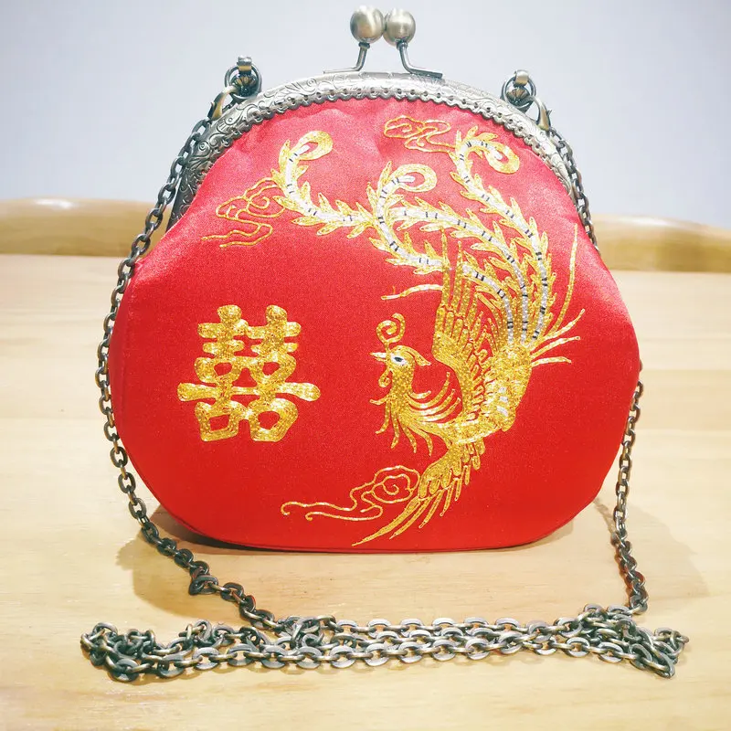 Old Money Lucky Red Kiss Lock Handbags Gold Thread Hand-Embroidered Xi & Phoenix Coin Purse For Wedding Honeymoon Accessories
