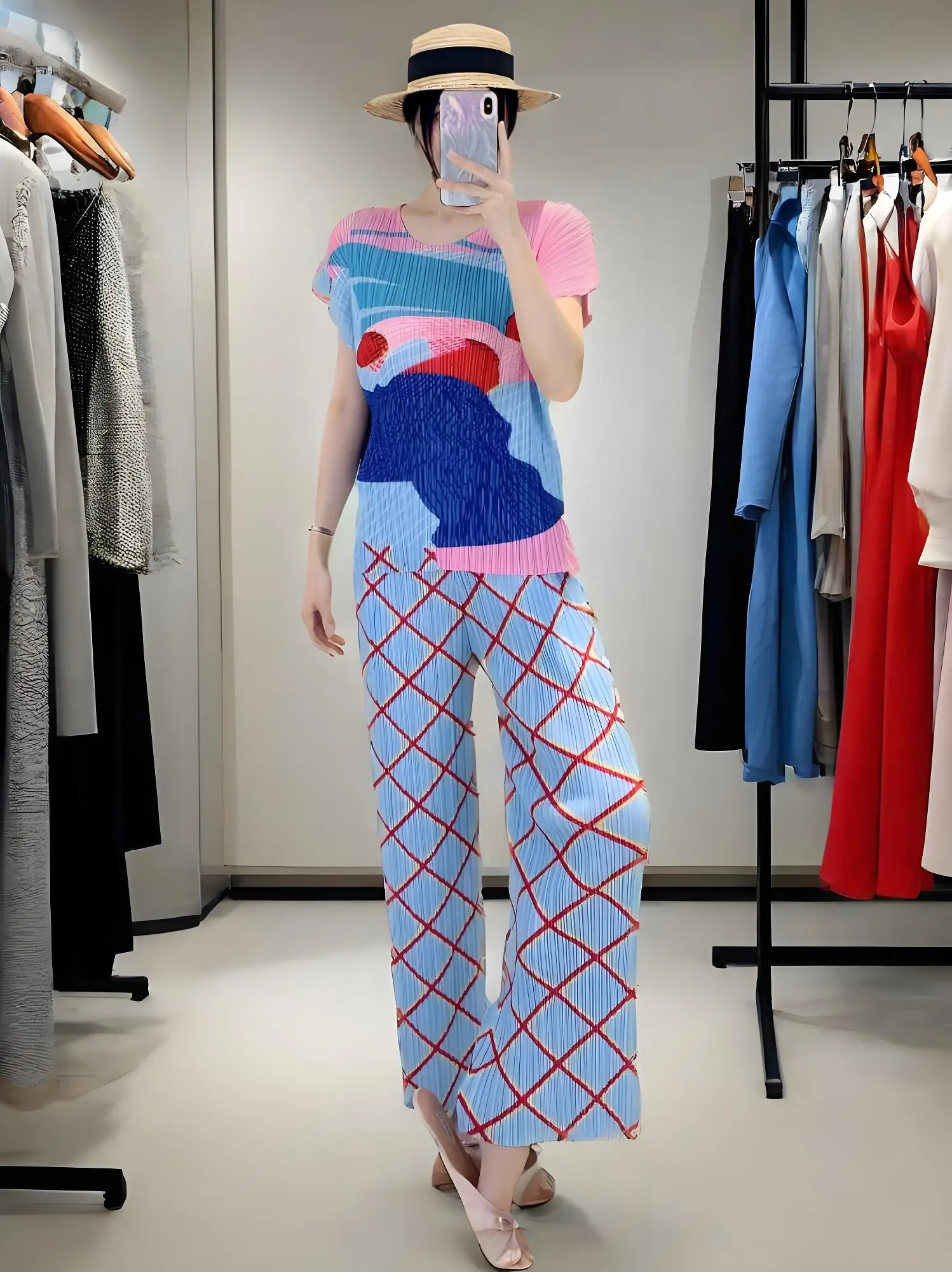 

Miyake Summer 2025 Suit Women's Casual Fashion Crew Neck T-Shirt Loose Temperament High Waist Straight Pants Top Two-piece Set