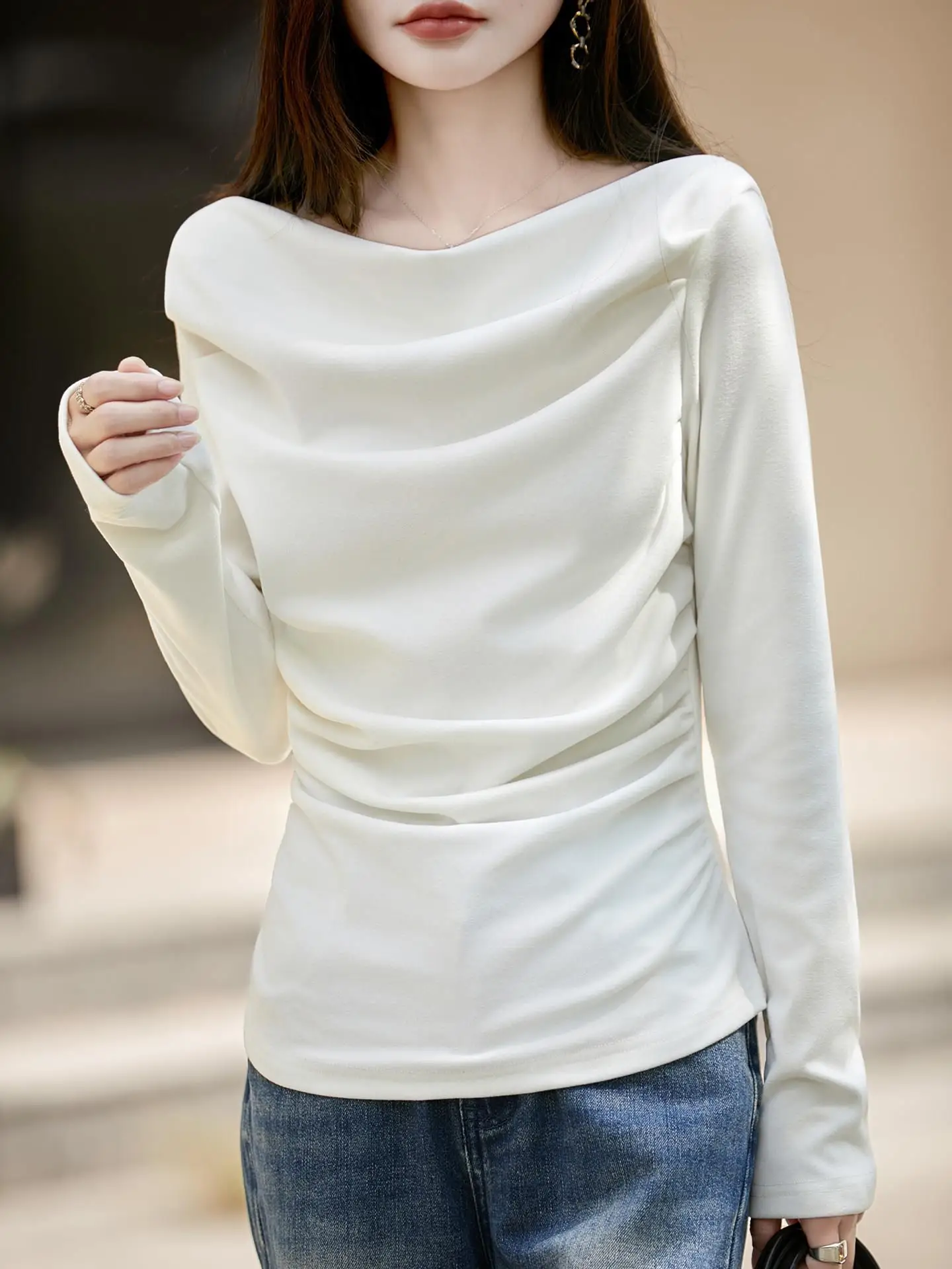 Autumn Winter Women's Fleece One-Shoulder Scalloped Neck Base Shirt Soft Flocking Warm T-Shirt Underwear French Style Slim Fit