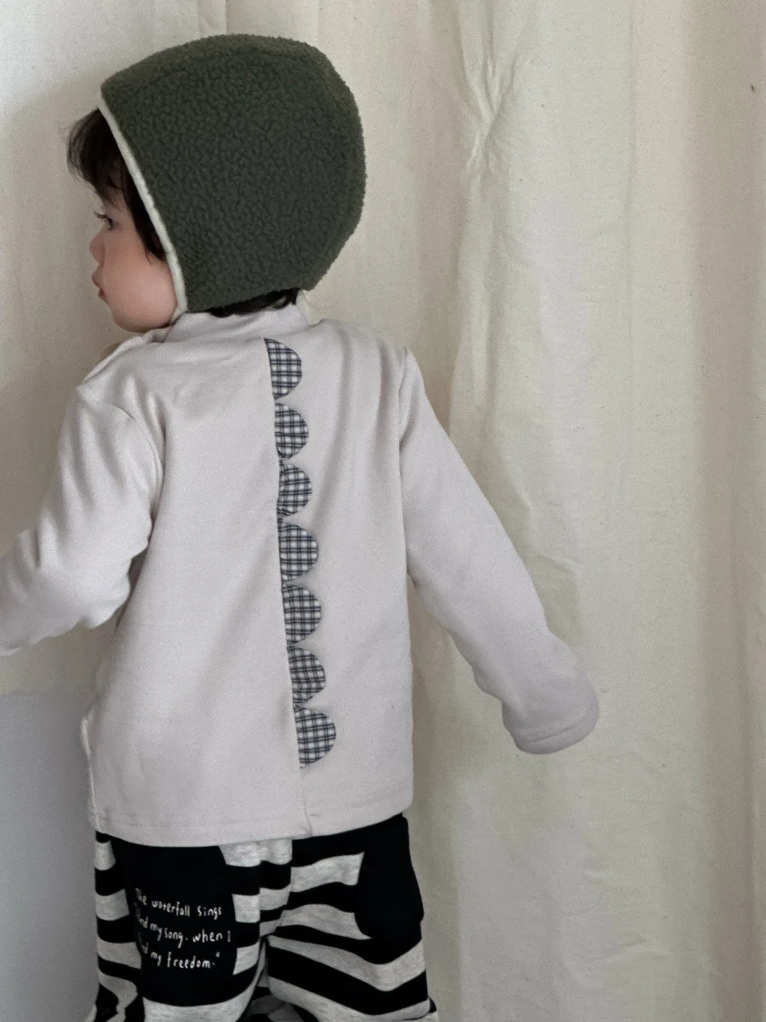 Boys Casual Pullover Infant Plus Velvet Clothes 2025 Winter New Baby Long Sleeve Fleece Tops Girls Cute Cartoon Bottoming Shirts