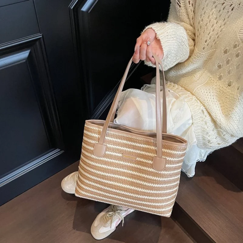 

Luxury Brand Ladies Crossbody Bag Vintage Style Leather Shoulder Handbag For Women Fashionable Everyday Use