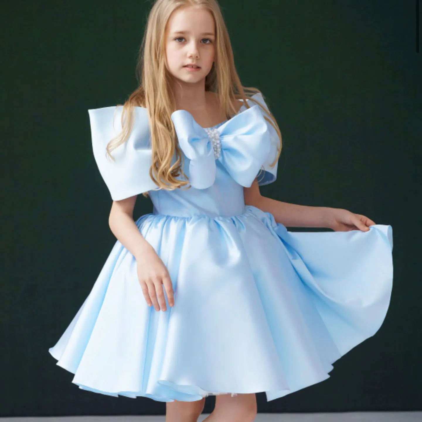 

Jill Wish Elegant Blue Satin Beads Flower Girl Dress Blue with Bow Knee Length for Princess Wedding Birthday Party J181