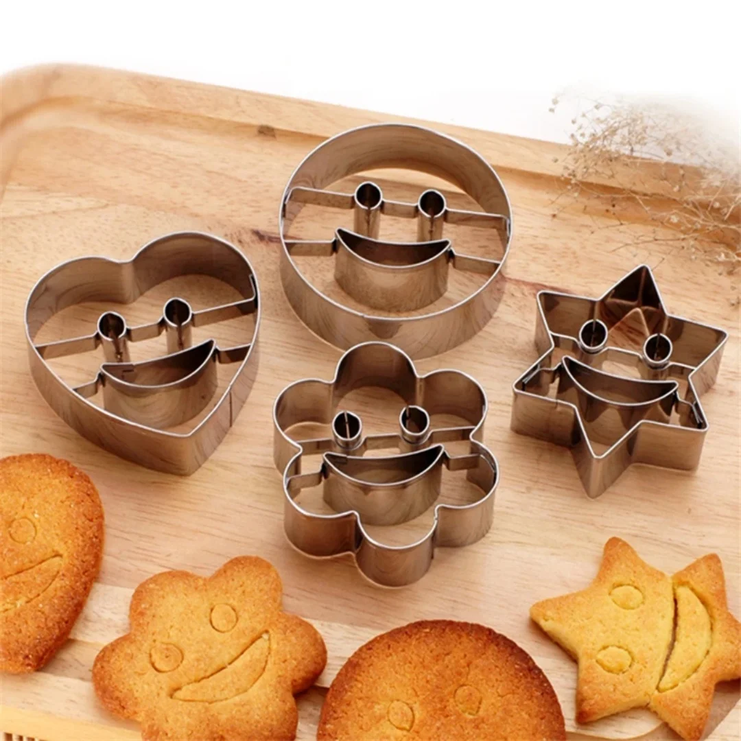4PCS Fun Face Cookie Cutters Set, Food Grade Stainless Steel, Snack Mold, For Fruit Sandwich Cheese, Kids Home Baking Use