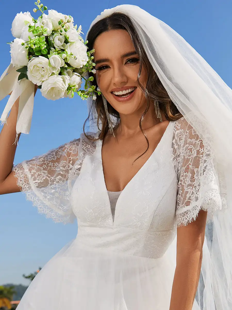 Vestidos de novia elegantes con cuello en V profundo, manga corta, hasta el suelo, Ever Pretty, de encaje bordado 2024, línea A, blanco