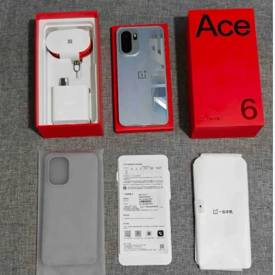 OnePlus ACE 6 Unlocked China Version 6.83 Inch AMOLED 120HZ Snapdragon 8 Elite 7800mAh 120W SuperVOOC 50MP OIS NFC OTA Update