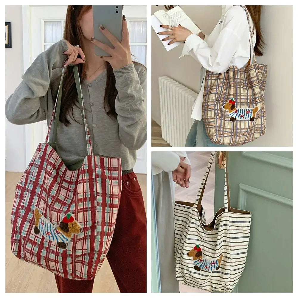 

Portable Nylon Dog Tote Bag Sausage Dog Double-sided Plaid Shoulder Bag Korean Style Large Capacity Canvas Underarm Bag Ladies