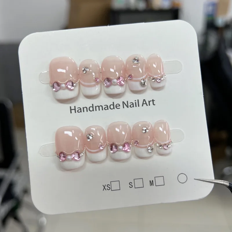 10 قطع من أظافر صناعية صيفية بتصميم قطة لطيفة مع تأثير عين القطة، أظافر مزيفة ثلاثية الأبعاد مع فيونكة وقلب من الراين، أظافر فرنسية مربعة الشكل