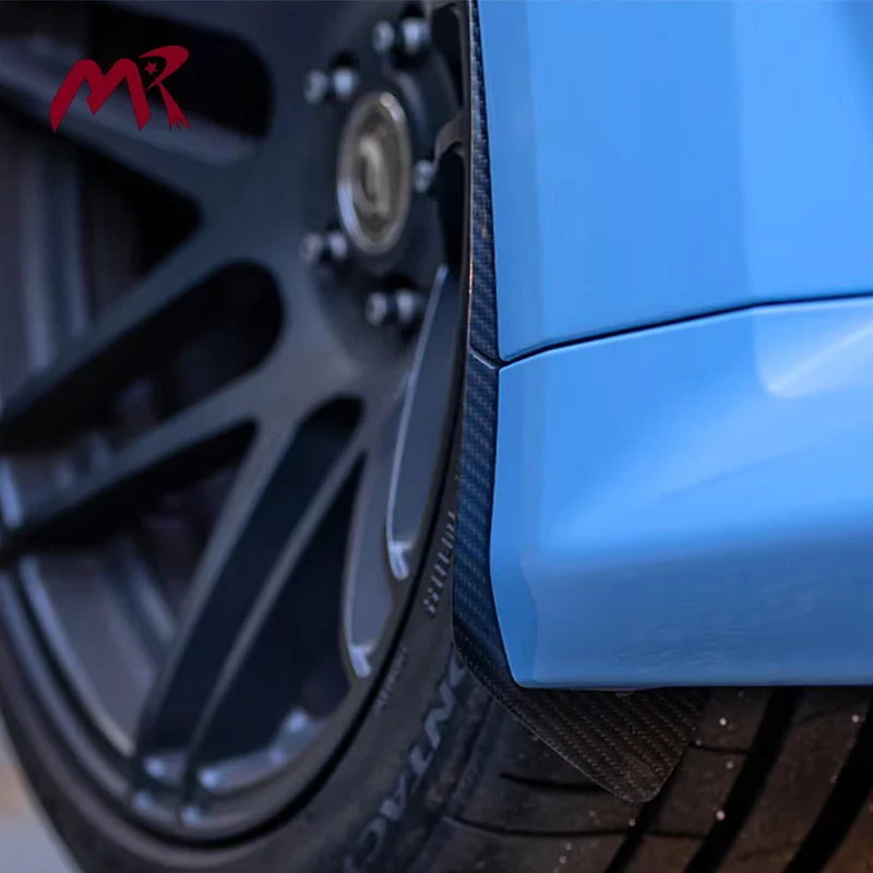 Real Dry Carbon Fiber Front Mud Flaps Splash Guards For BMW G87 M2 2023 2024 2025 2026