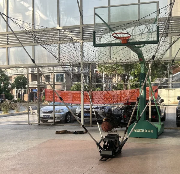 Two or Three Points Ball Return Device Basketball Machine Car Small Basketball Automatic Serve Machine