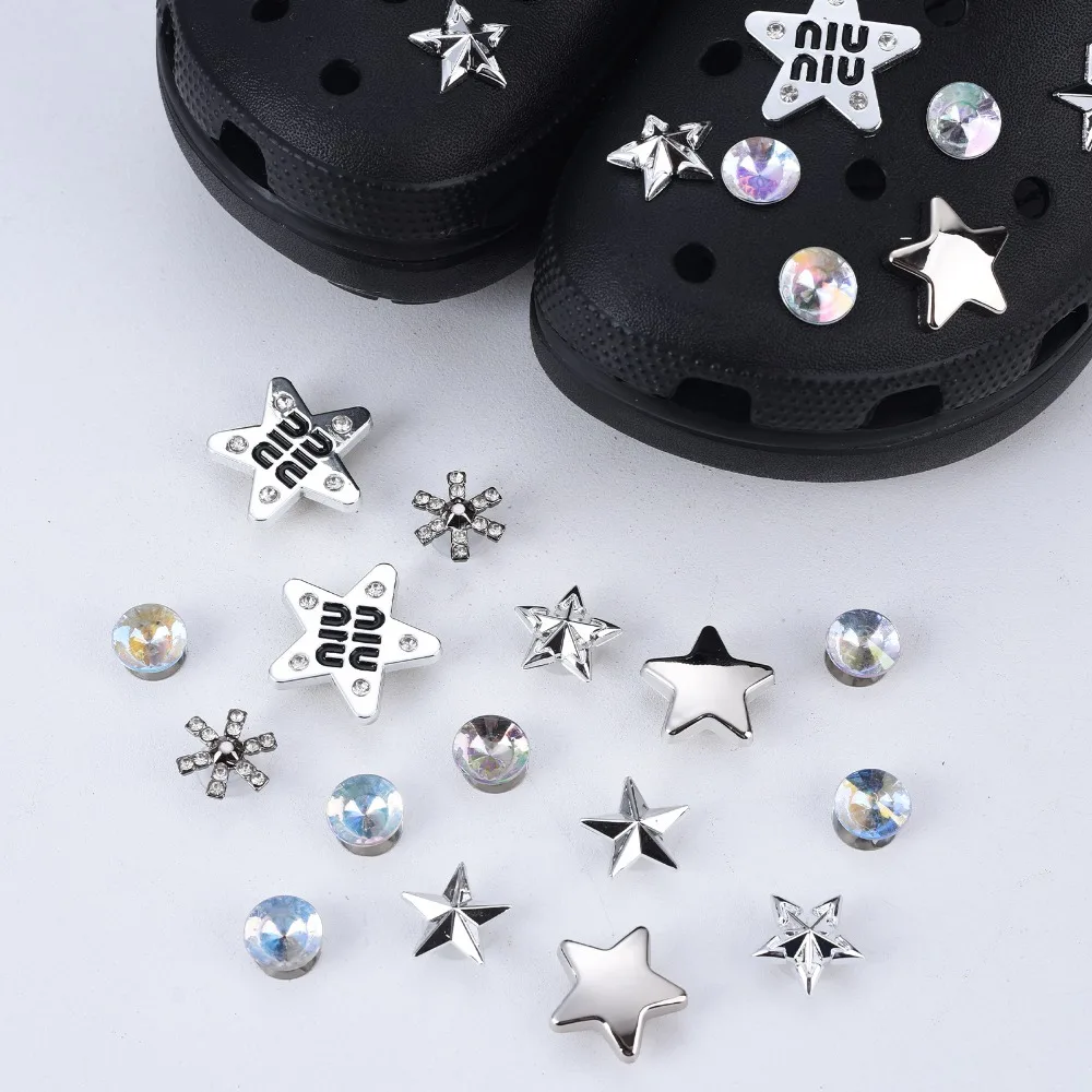 New Fashion Silver Flower Hole Shoe Charms Decorations Star Water Diamond Shoe Flower Shoes Buckle DIY 3D Hoe Shoe Accessories