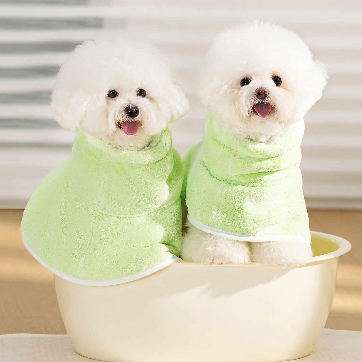 

Халат для домашних животных, милое сушильное пальто для собак, мягкая быстросохнущая пижама для кошек и собак, впитывающее банное полотенце для домашних животных, принадлежности для ванной для собак