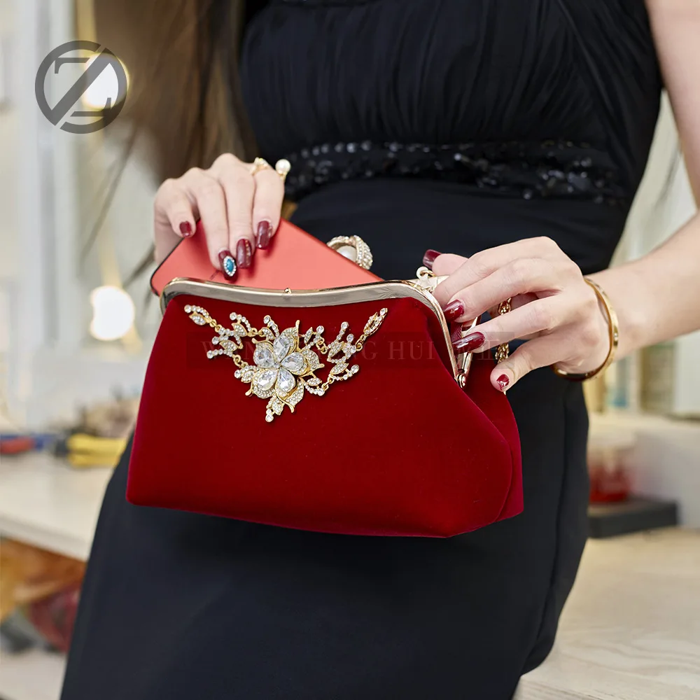 Female Fashionable Handbag Diamond Design Delicate Evening Purses Dinner Anniversary Wedding Party Clutch Bags with Long Chain