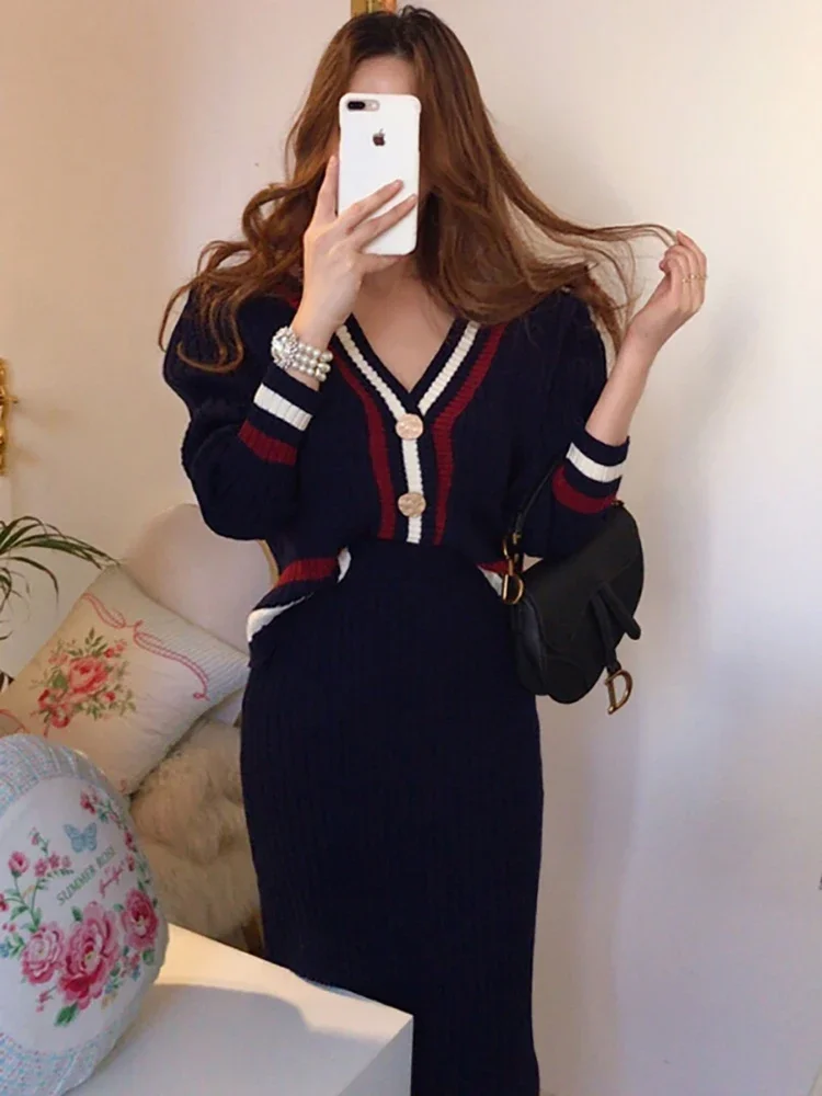 

Two Piece Set Women Korean Autumn and Winter V-neck Bordered Contrast Color Knitted Sweater + High Waist Bodycon Skirt