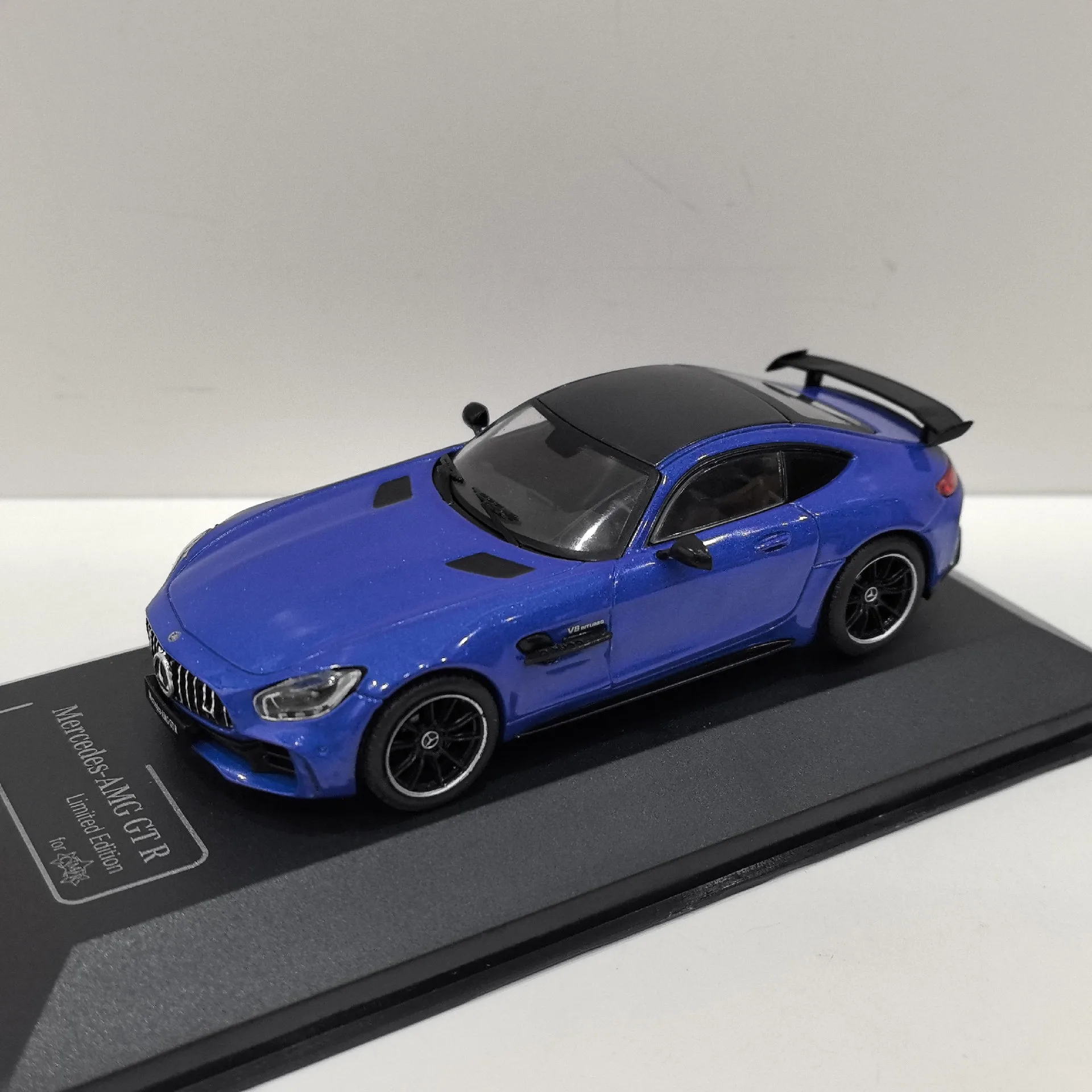 

Diecast CMR 1:43 Scale BENZ AMG GT-R Alloy Car Model Collectible Toy Gift Souvenir Display Ornament