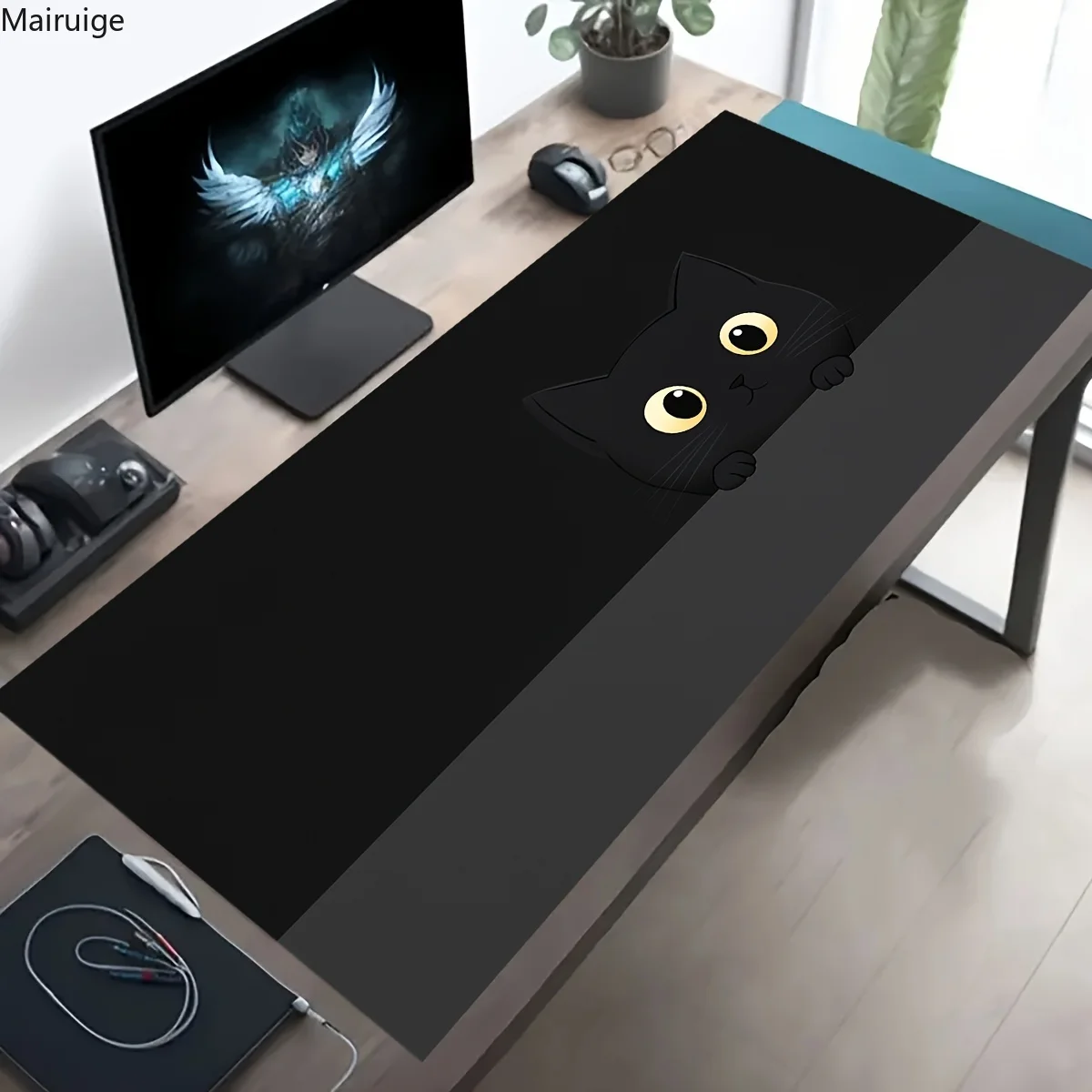 

Cute black cat patterned large mouse pad with anti slip surface desktop pad, suitable for computer work and gamers