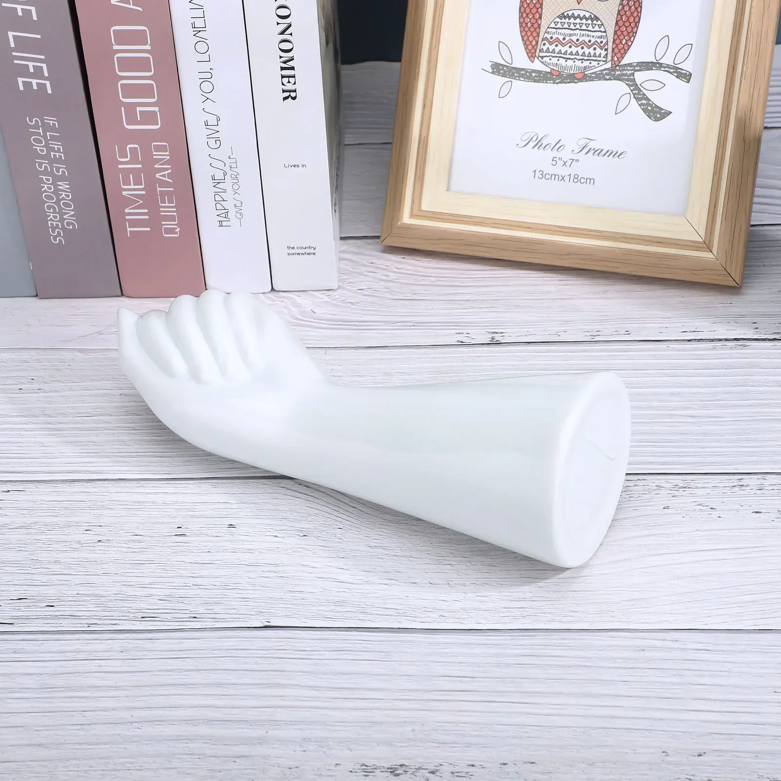 White Arm Hand Vases Pots Ceramic Vintage Decoration Art Abstract  Portrait Look Dried Flowers Vase Modern Home Decorations