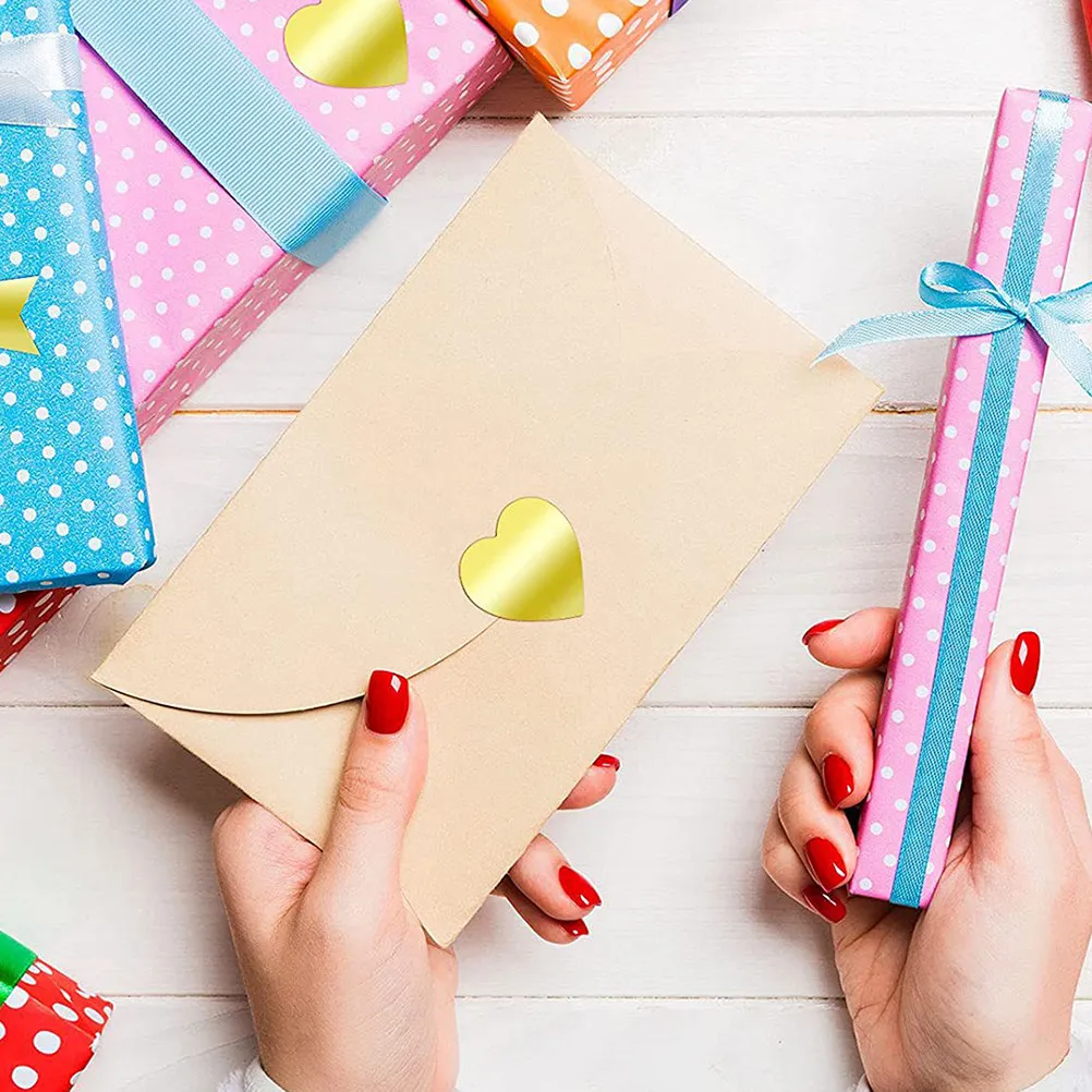 

2 рулона самоклеящихся этикеток в форме сердца, круглые наклейки для запечатывания пакетов с конфетами, хлебом, печеньем, конвертов, подарочной упаковки, для дома