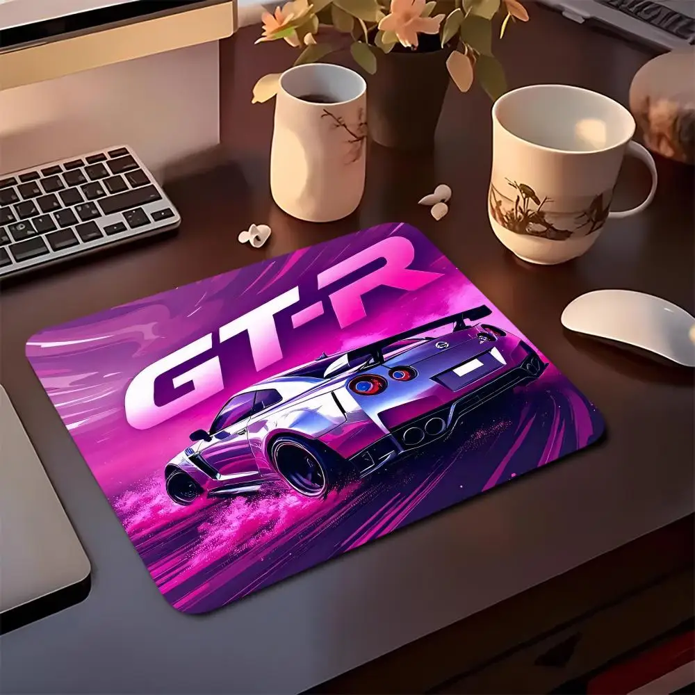 Alas Mouse Mobil Sport Bergaya 40x45 Persegi Alas Meja Komputer Kantor Gaming Alas Mouse Karet Anti-Selip Alas Meja Dekoratif Ringkas