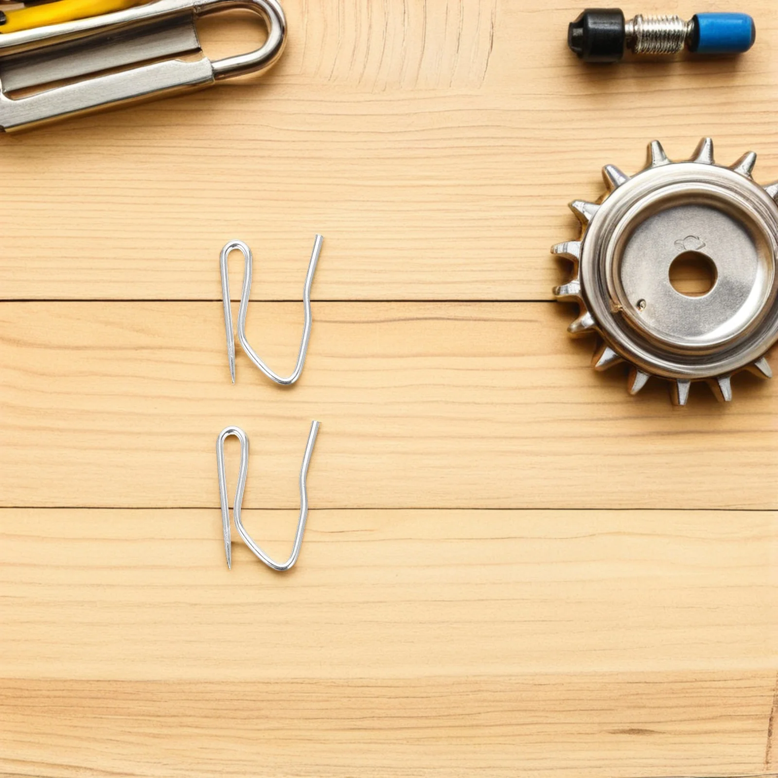 

500Pcs Iron Curtain Hooks Metal Pin Pleat Hooks for Drapes Vertical Blinds Heavy Duty Curtain Fastener Clips Drapery Clips