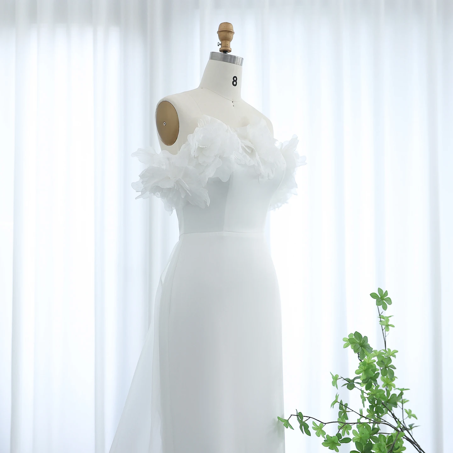 シャロンはドバイオフショルダーイエローエレガントなアラビア語 فساتين سهرة 3D 花ケープ女性のウェディングパーティードレス SF013 カスタマイズ