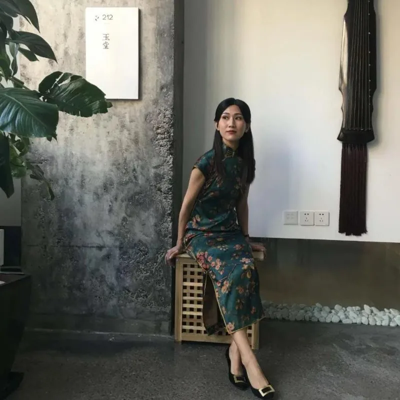 Non-cracking entry-level pure handmade lacquer guqin is suitable for beginners