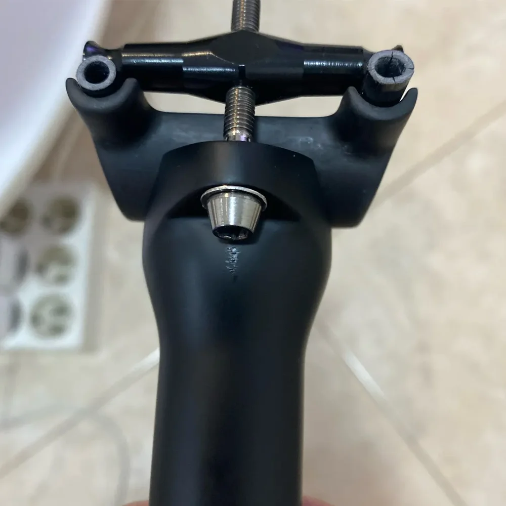 ELITAONE Carbonfaser-Sattelstütze, 130 g, leicht, 27,2/30,9/31,6 mm, UD matt, für Rennräder und MTB-Fahrräder – Detail 14