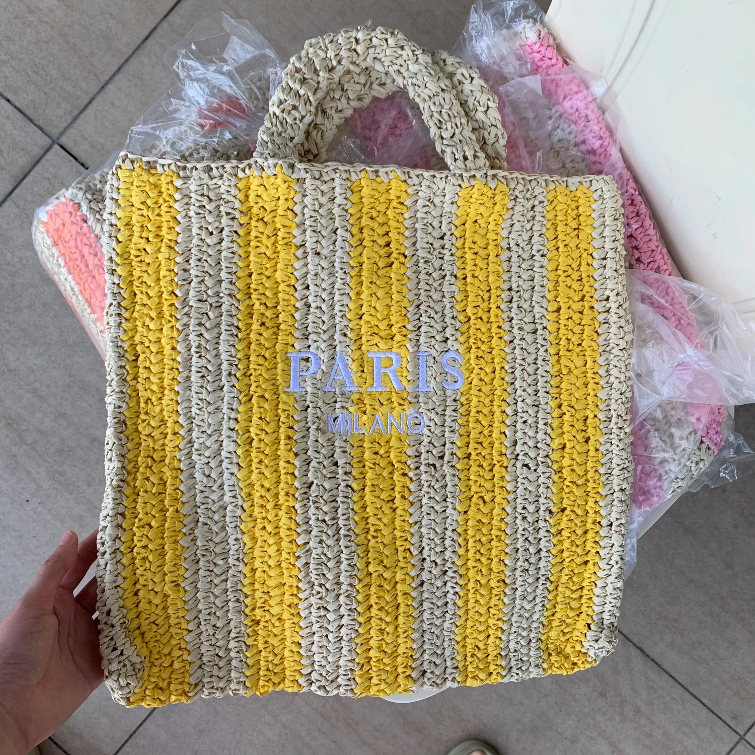 New Striped hand woven straw woven bag, embroidered letters, Beach Straw Knitting Shoulder Bag Hollow woven handbag Casual Tote