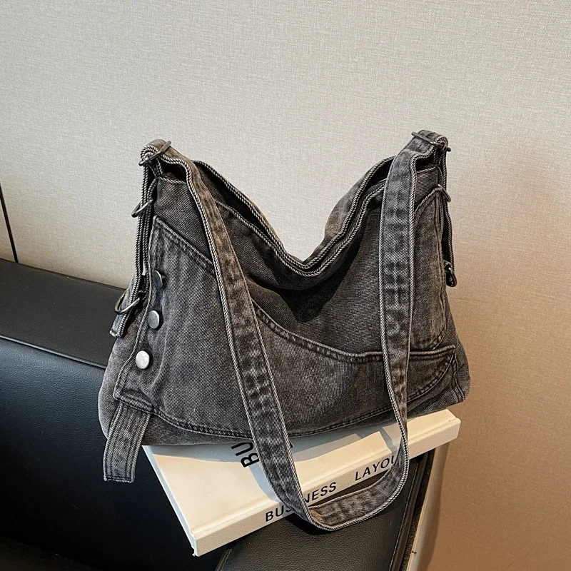 

Versatile Denim Sewing Thread Zipper Shoulder Bags 2025 New Hot Sale Large Capacity Bags for Women Casual Crossbody Bags