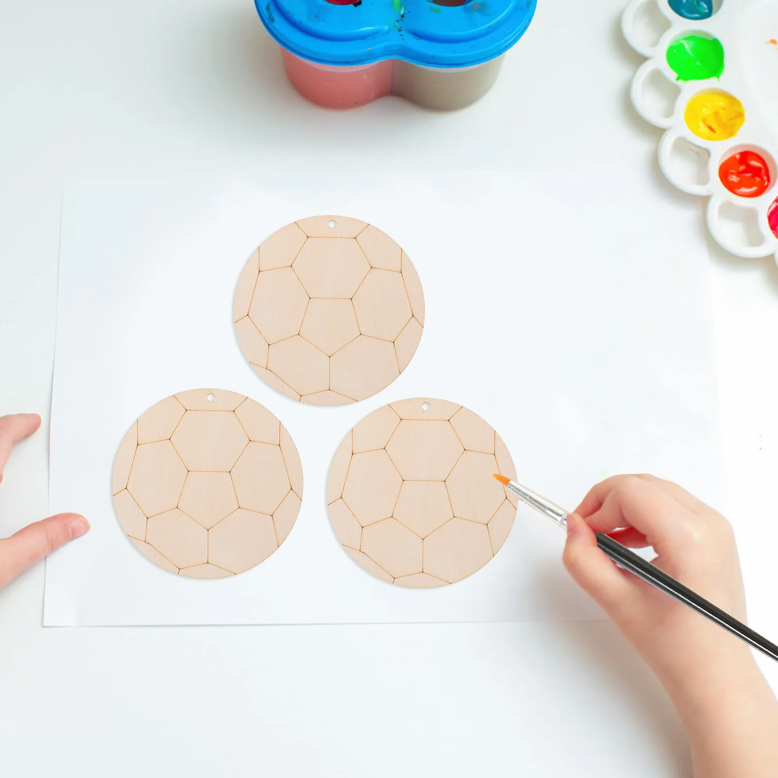 

10Pcs Unfinished Wooden Soccer Ball Cutouts Wood Slices DIY Painting Craft Sports Ball Decoration Wood Pieces DIY Wooden Cutout