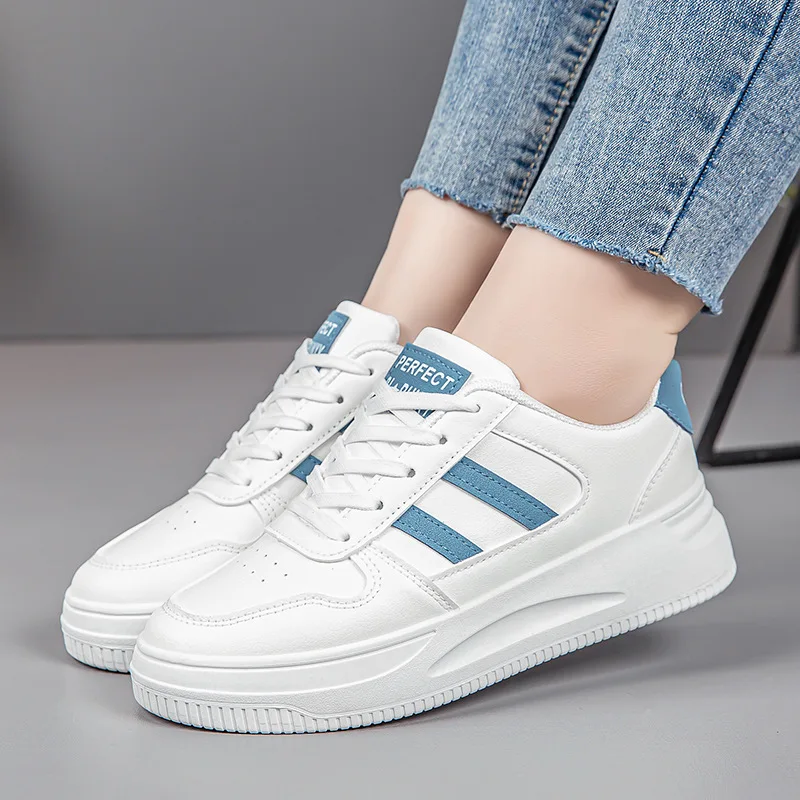 Dikke Zool Witte Schoenen Trendy Platte Schoenen Voor Vrouwen Comfortabel, Ademend Gevulkaniseerd 2024 Nieuwe Sneakers Vrouw Designer Schoenen