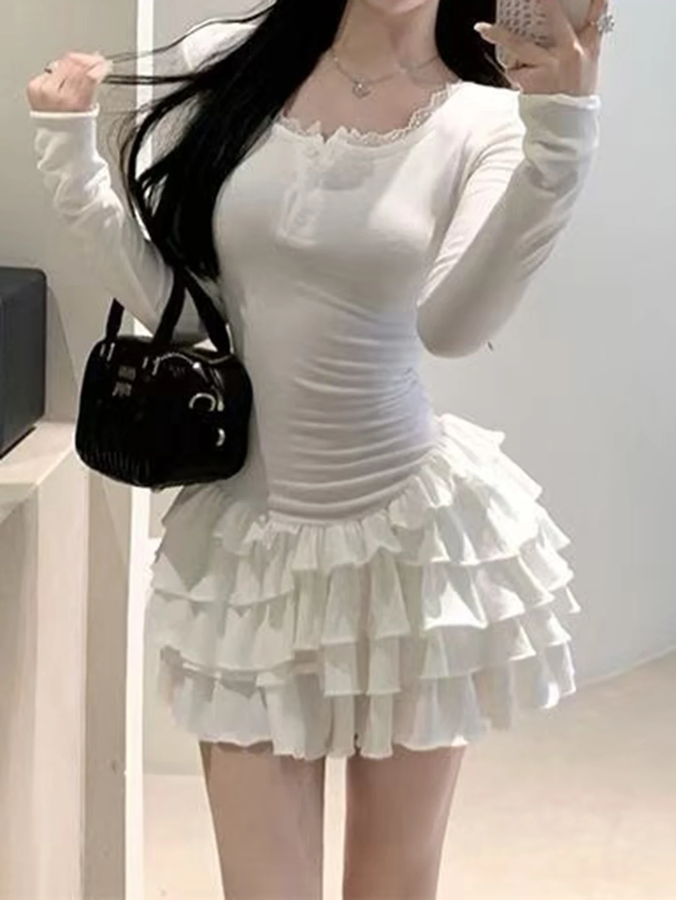 Feminino manga longa tripulação pescoço mini vestido outono moda jovem bonito simples renda em camadas babados a linha saias em camadas para