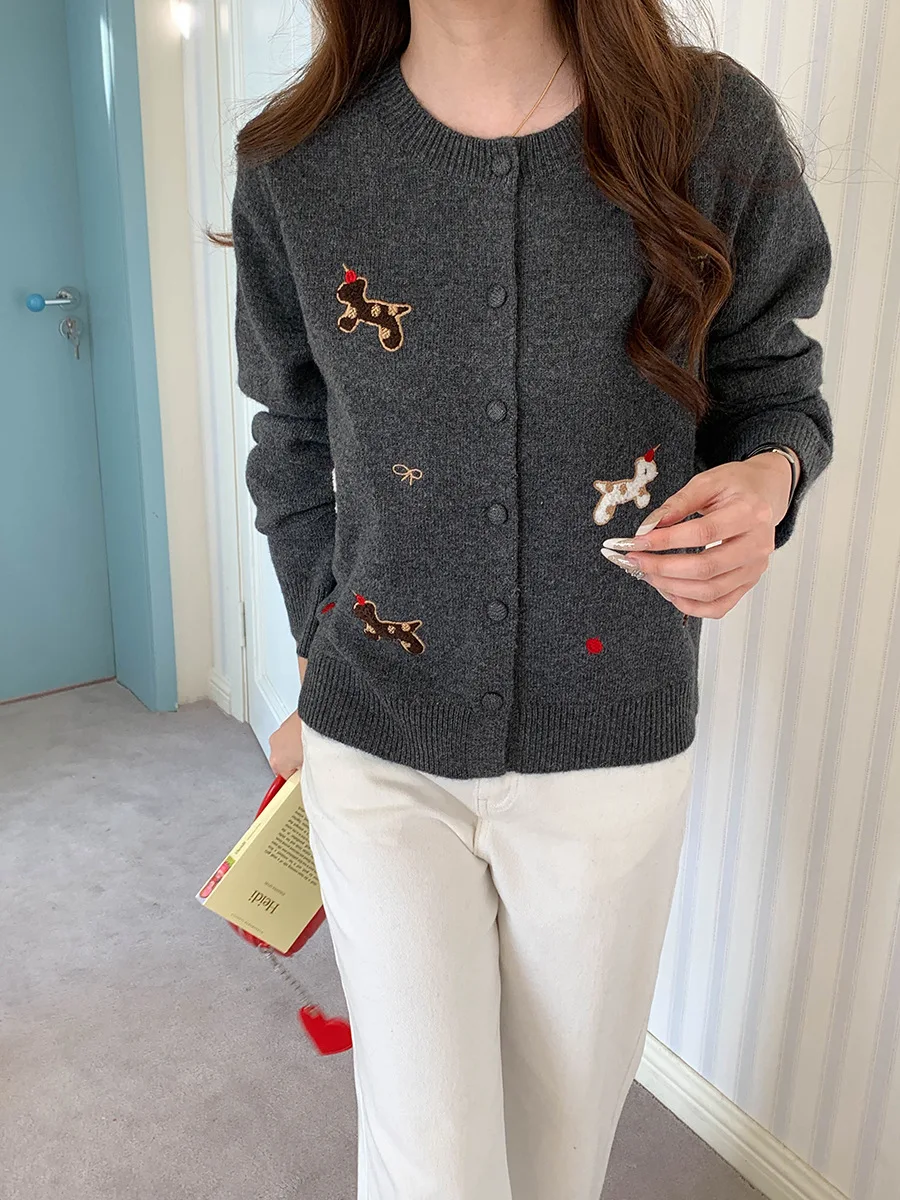 

Early Spring New Korean Women's Casual Cartoon Pony Embroidered Round Neck Knitted Cardigan