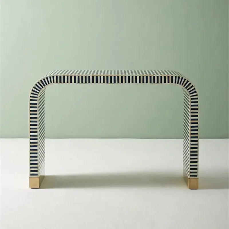 Foyer simples e moderno, armário lateral do sofá