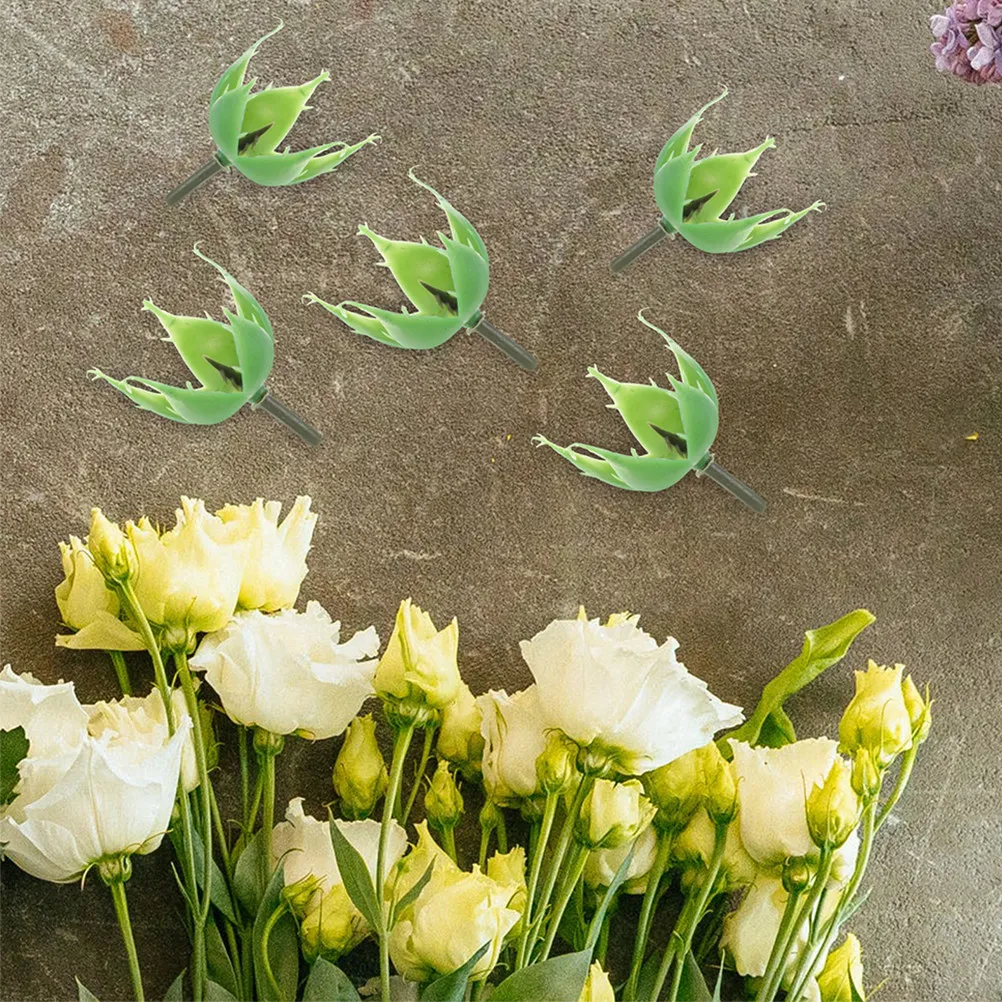 200Pcs Realistic Rose Sepals Preserved Flower Head Accessories Plastic Floral Arrangement DIY Craft Supplies for Home Decor