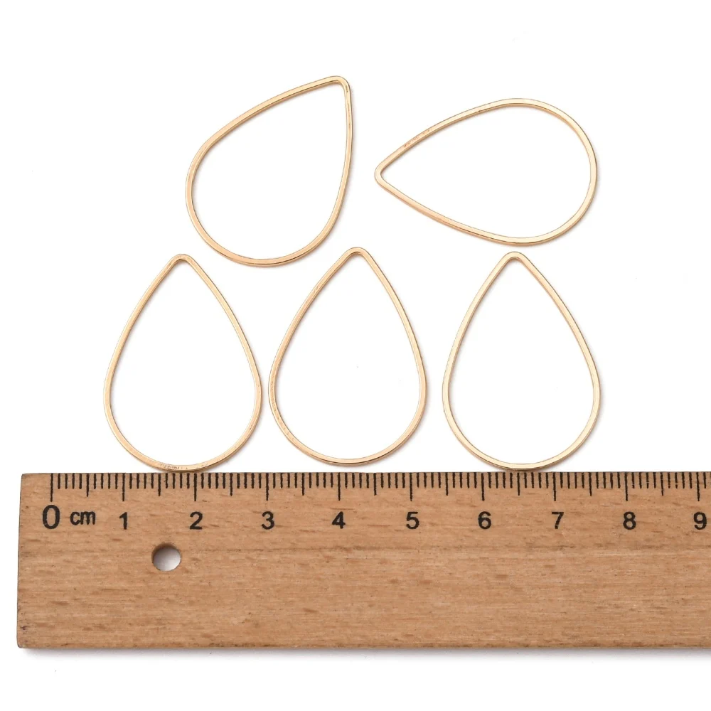 Brass Linking Rings Teardrop Light Gold