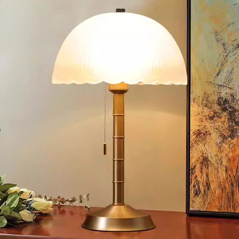 

Desk lamp, bedroom bedside lamp, full copper warm and romantic American European style simple modern light luxury home Nordic