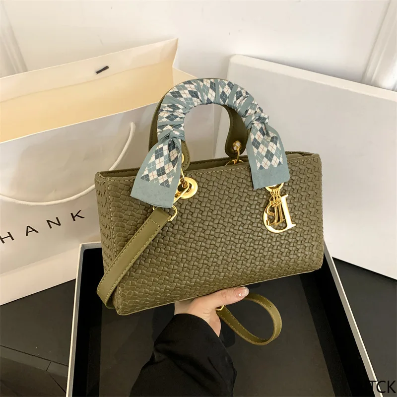 

2025 New Luxury Scarf Woven Diana Bag - Woven Handheld/Shoulder/Crossbody Trendy Women's Bag