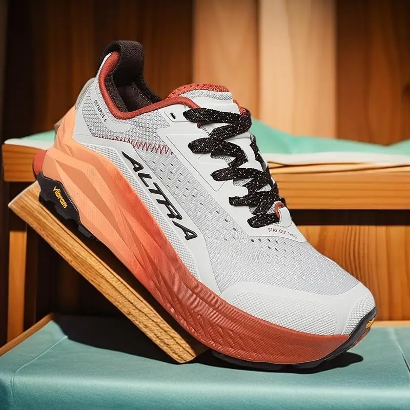 

Patchwork - material casual shoes, layered design, fashion eye - catcher