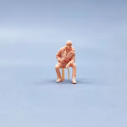1/64 1/43 Figurines Scale Model Resin Sitting Posture with A Pocket for Men Uncolored Miniatures Diorama Hand-painted W212