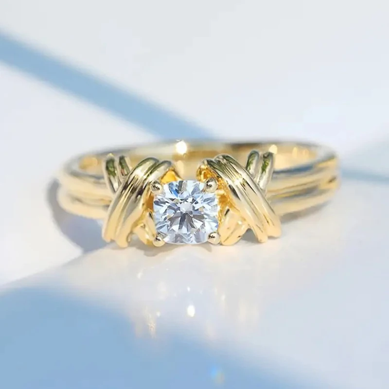 Huitan Newly Designed Cross Rings with Round/Cushion Cubic Zirconia Fashion Contracted Wedding Party Female Gold Color Jewelry