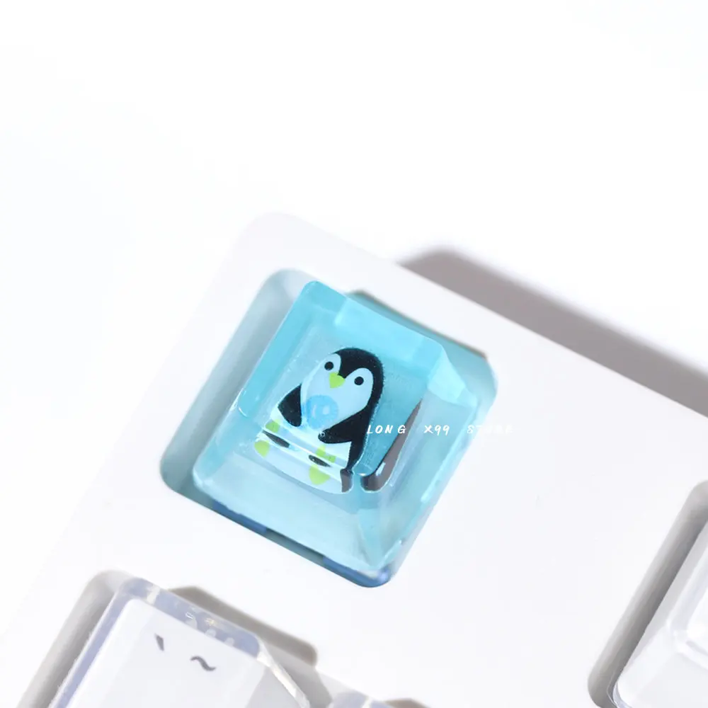 Resin three-dimensional blue ocean penguin keycaps personalized translucent gaming cross shaft mechanical keyboard replacement