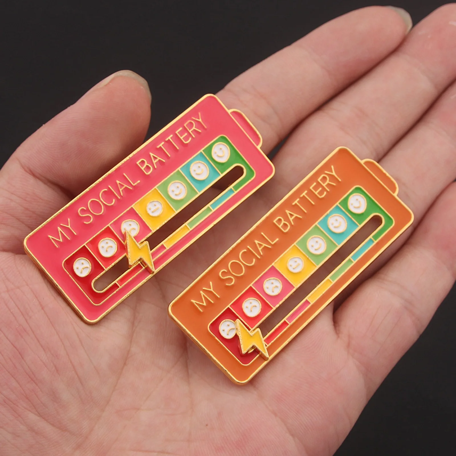 20pcs Emotions Enamel Pins My Social Battery Mood Tracker Metal Brooch Badges Fashion Jewelry Accessorie Gift Trendy Lapel