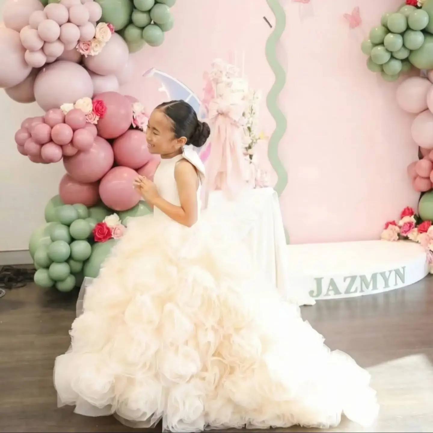 White Children Birthday Wedding Dresses High Neck Bow First Communion Gown 3D Floral Customized Princess Dress